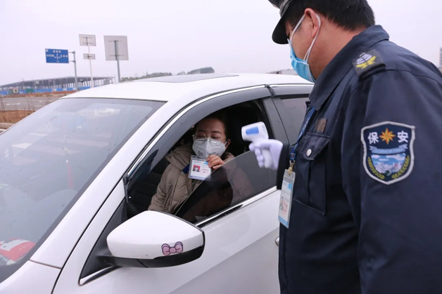 最美“敬業福”丨戰“疫”復工 后勤保障溫暖護航 最美“敬業福”丨戰“疫”復工 后勤保障溫暖護航